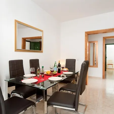 Isla De Lobos * بويرتو ذيل كارمين